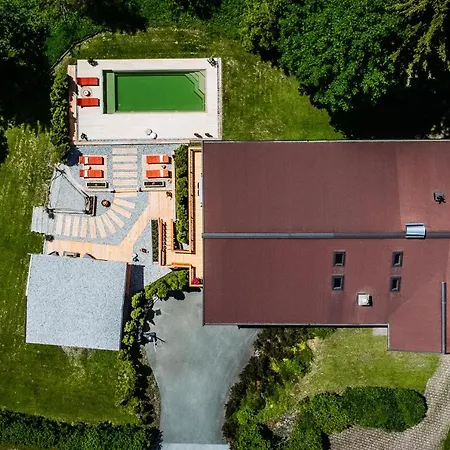 Chalet Gamsglueck - Mit Sauna Und Pool Waidring