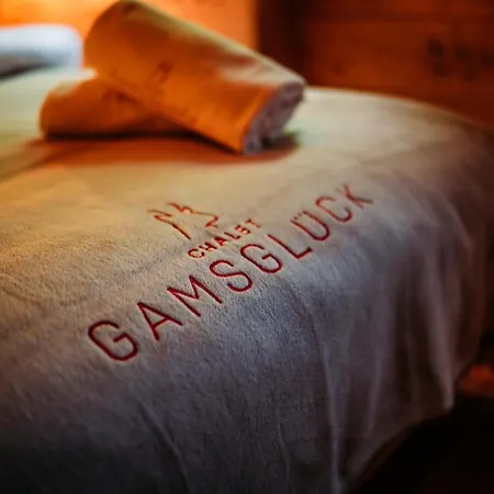 Chalet Gamsglueck - Mit Sauna Und Pool Waidring